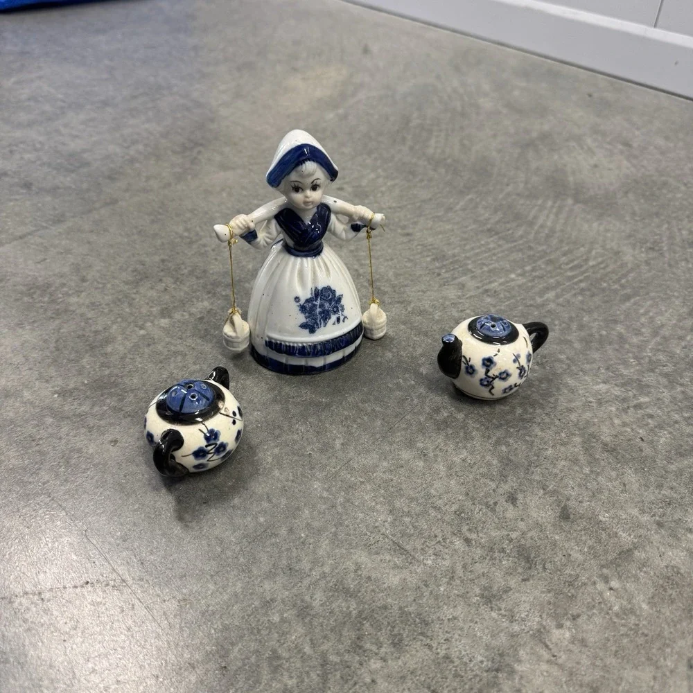 Vintage Made in Japan Dutch Girl Figurine & Teapot Salt Pepper Shaker Set